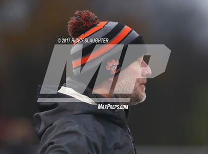Thumbnail 3 in Edwardsville vs. Loyola Academy photogallery.