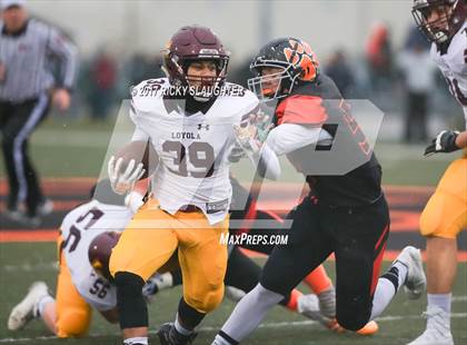 Thumbnail 2 in Edwardsville vs. Loyola Academy photogallery.