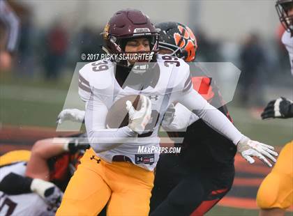 Thumbnail 3 in Edwardsville vs. Loyola Academy photogallery.
