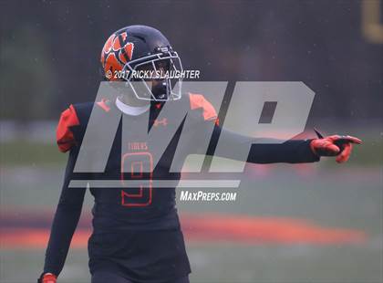 Thumbnail 1 in Edwardsville vs. Loyola Academy photogallery.