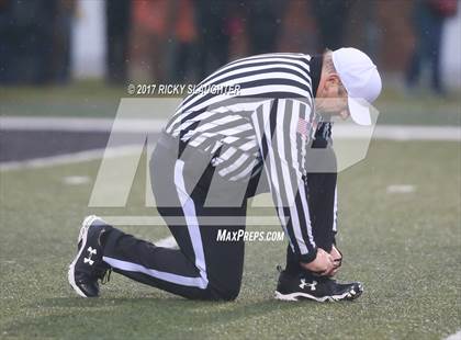Thumbnail 1 in Edwardsville vs. Loyola Academy photogallery.
