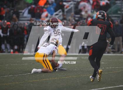Thumbnail 2 in Edwardsville vs. Loyola Academy photogallery.
