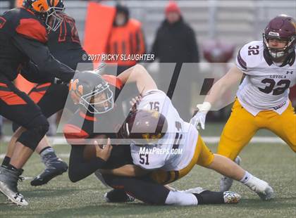Thumbnail 2 in Edwardsville vs. Loyola Academy photogallery.