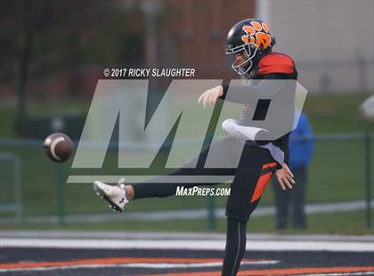 Thumbnail 1 in Edwardsville vs. Loyola Academy photogallery.