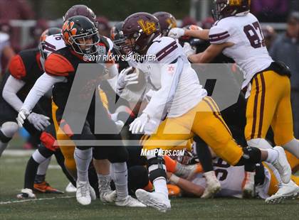 Thumbnail 1 in Edwardsville vs. Loyola Academy photogallery.