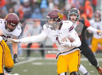 Thumbnail 3 in Edwardsville vs. Loyola Academy photogallery.