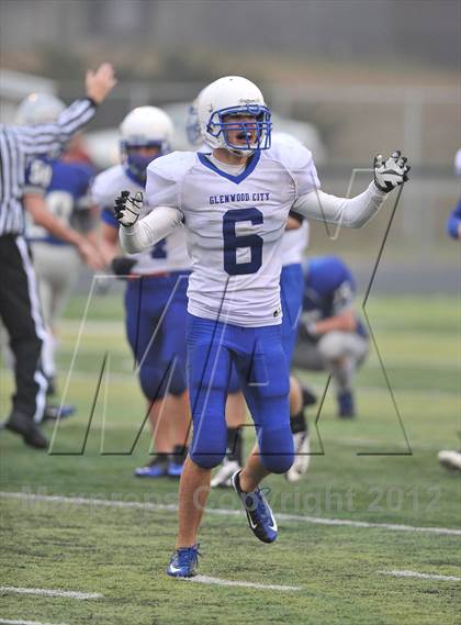 Thumbnail 2 in Hilbert vs. Glenwood City (WIAA D7 Level 4 Playoffs Sectional Final)  photogallery.