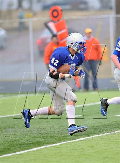 Thumbnail 1 in Hilbert vs. Glenwood City (WIAA D7 Level 4 Playoffs Sectional Final)  photogallery.