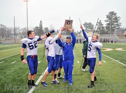 Thumbnail 2 in Hilbert vs. Glenwood City (WIAA D7 Level 4 Playoffs Sectional Final)  photogallery.