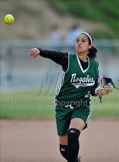 Thumbnail 3 in Nogales @ Diamond Ranch photogallery.