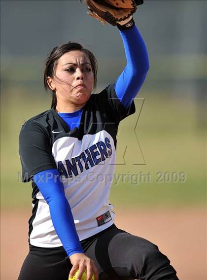 Thumbnail 1 in Nogales @ Diamond Ranch photogallery.