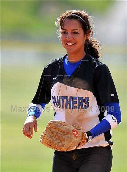 Thumbnail 3 in Nogales @ Diamond Ranch photogallery.