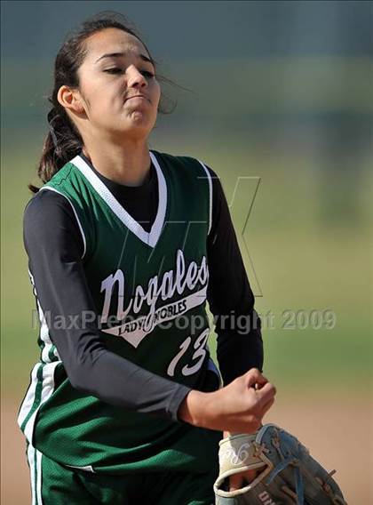 Thumbnail 3 in Nogales @ Diamond Ranch photogallery.