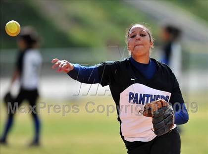Thumbnail 2 in Nogales @ Diamond Ranch photogallery.