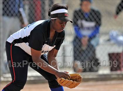Thumbnail 2 in Nogales @ Diamond Ranch photogallery.