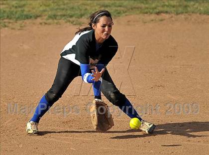 Thumbnail 2 in Nogales @ Diamond Ranch photogallery.