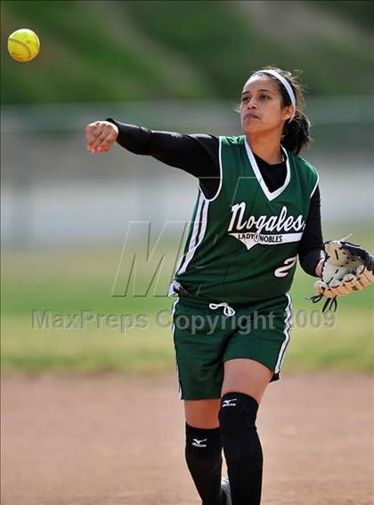 Thumbnail 2 in Nogales @ Diamond Ranch photogallery.