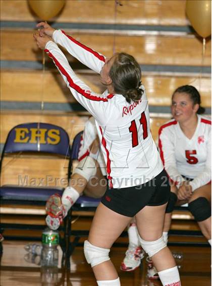 Thumbnail 1 in Ripon @ Escalon photogallery.