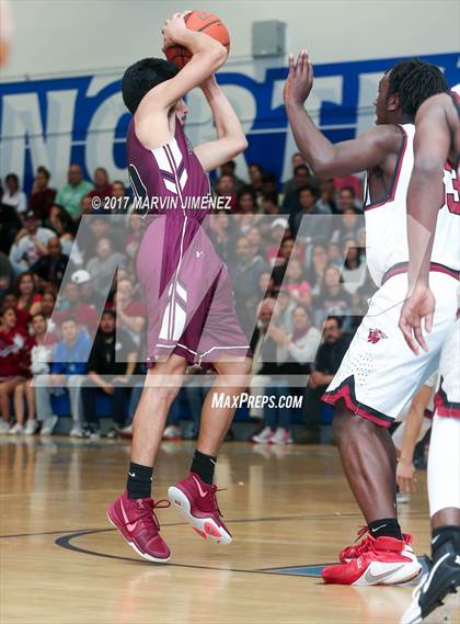 Thumbnail 1 in Sotomayor vs. Van Nuys (CIF LA City Section Final) photogallery.