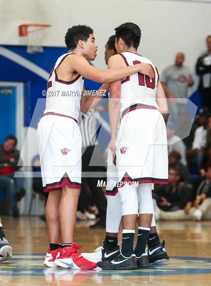 Thumbnail 2 in Sotomayor vs. Van Nuys (CIF LA City Section Final) photogallery.