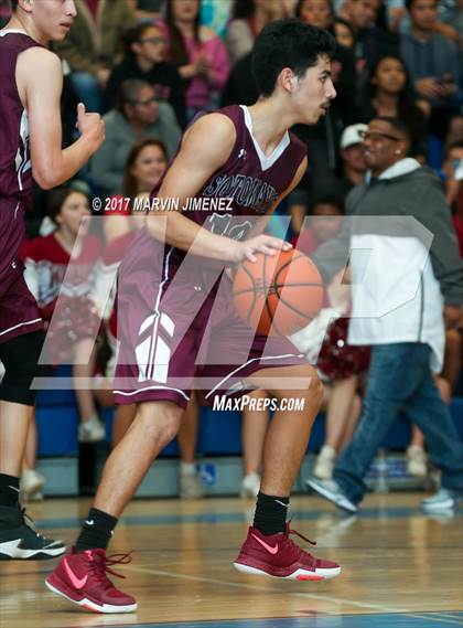 Thumbnail 3 in Sotomayor vs. Van Nuys (CIF LA City Section Final) photogallery.