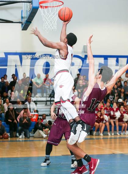 Thumbnail 1 in Sotomayor vs. Van Nuys (CIF LA City Section Final) photogallery.