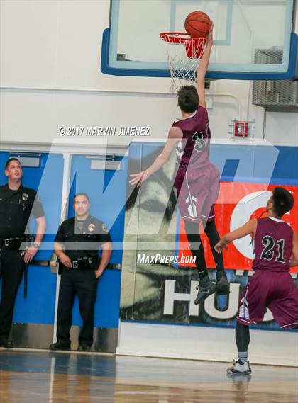Thumbnail 2 in Sotomayor vs. Van Nuys (CIF LA City Section Final) photogallery.