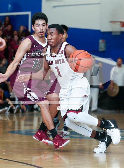 Thumbnail 3 in Sotomayor vs. Van Nuys (CIF LA City Section Final) photogallery.