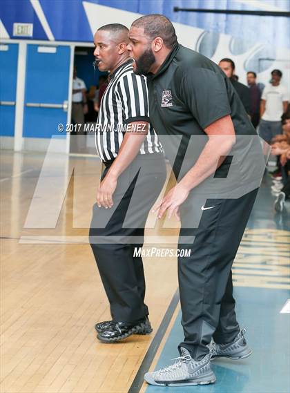 Thumbnail 1 in Sotomayor vs. Van Nuys (CIF LA City Section Final) photogallery.