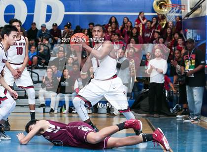 Thumbnail 3 in Sotomayor vs. Van Nuys (CIF LA City Section Final) photogallery.