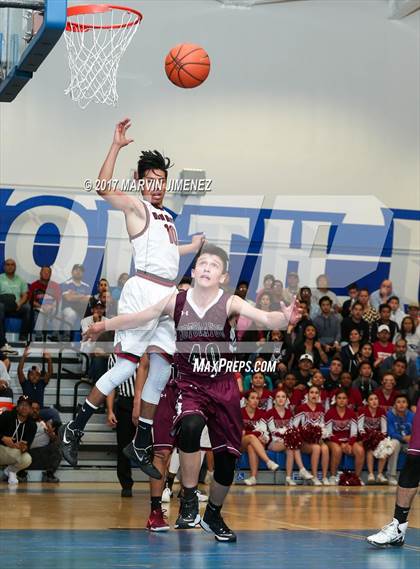 Thumbnail 3 in Sotomayor vs. Van Nuys (CIF LA City Section Final) photogallery.