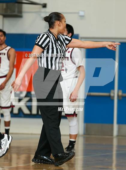 Thumbnail 1 in Sotomayor vs. Van Nuys (CIF LA City Section Final) photogallery.