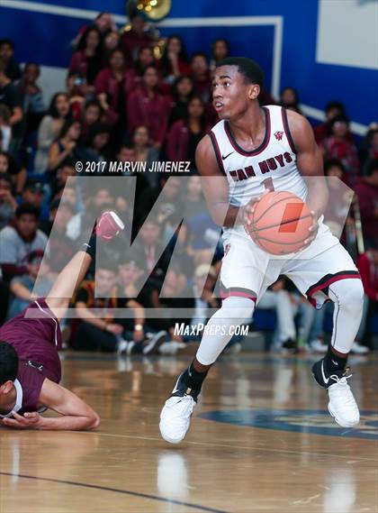 Thumbnail 3 in Sotomayor vs. Van Nuys (CIF LA City Section Final) photogallery.
