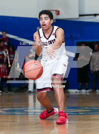 Thumbnail 2 in Sotomayor vs. Van Nuys (CIF LA City Section Final) photogallery.