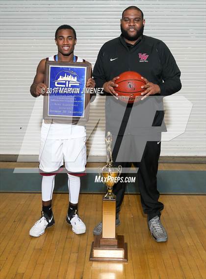 Thumbnail 1 in Sotomayor vs. Van Nuys (CIF LA City Section Final) photogallery.