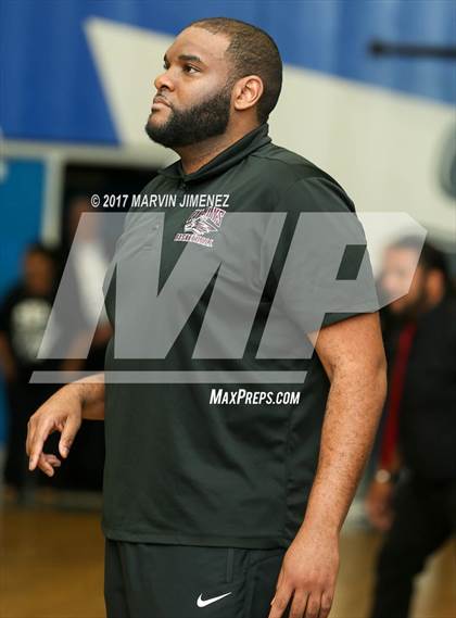 Thumbnail 2 in Sotomayor vs. Van Nuys (CIF LA City Section Final) photogallery.