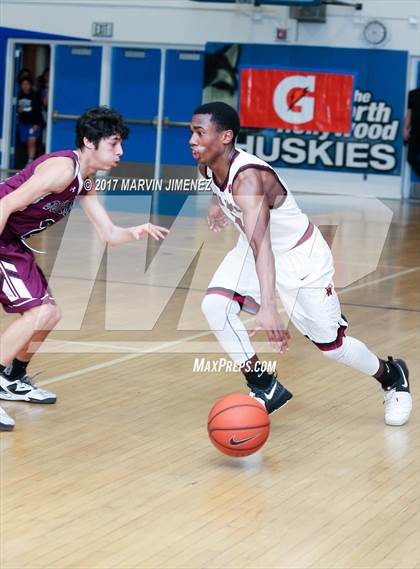 Thumbnail 2 in Sotomayor vs. Van Nuys (CIF LA City Section Final) photogallery.