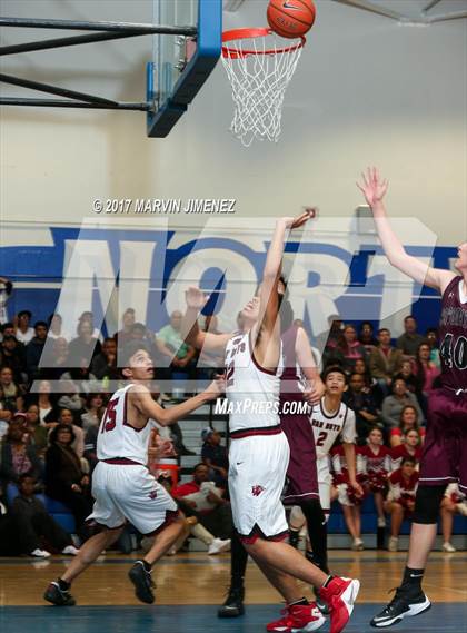 Thumbnail 2 in Sotomayor vs. Van Nuys (CIF LA City Section Final) photogallery.