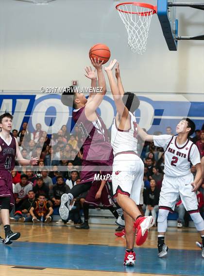 Thumbnail 3 in Sotomayor vs. Van Nuys (CIF LA City Section Final) photogallery.