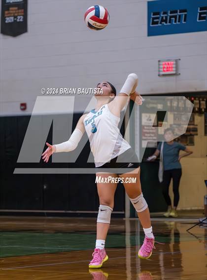 Thumbnail 3 in Kalani @ Kapolei photogallery.