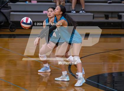 Thumbnail 1 in Kalani @ Kapolei photogallery.