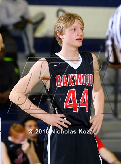 Thumbnail 1 in Oakwood vs. St. Genevieve (War on the Floor Extravaganza) photogallery.