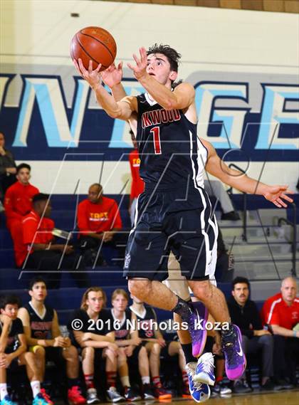 Thumbnail 3 in Oakwood vs. St. Genevieve (War on the Floor Extravaganza) photogallery.