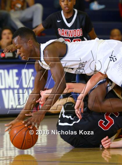 Thumbnail 3 in Oakwood vs. St. Genevieve (War on the Floor Extravaganza) photogallery.