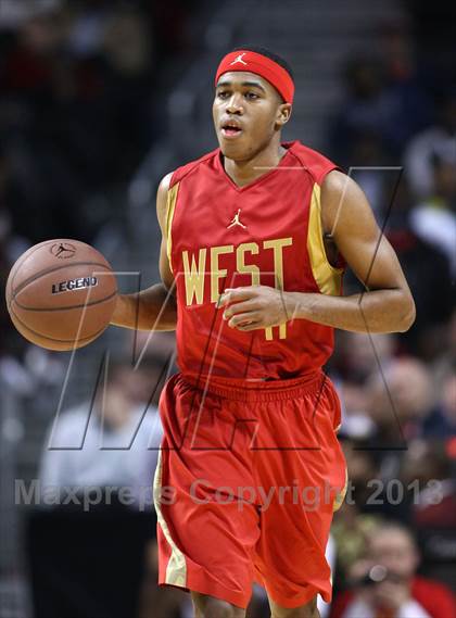 Thumbnail 3 in 2013 Jordan Brand Classic at Barclays Center photogallery.