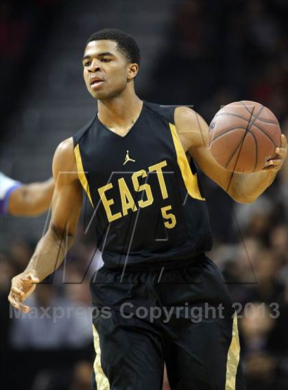 Thumbnail 2 in 2013 Jordan Brand Classic at Barclays Center photogallery.