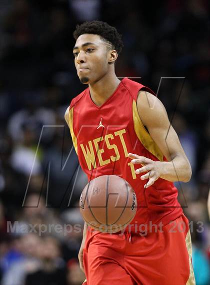 Thumbnail 1 in 2013 Jordan Brand Classic at Barclays Center photogallery.