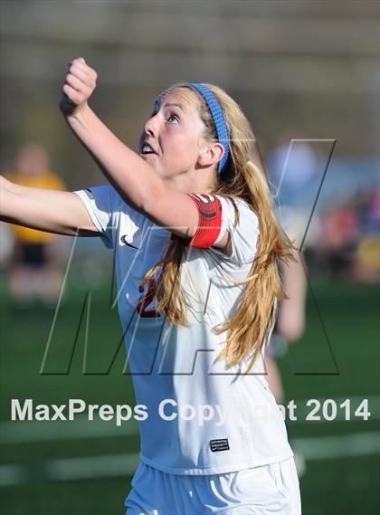 Thumbnail 3 in Incarnate Word Academy vs. Granite City (St. Louis Soccer Classic) photogallery.