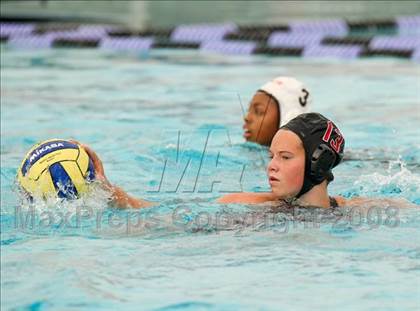 Thumbnail 2 in Fairfield vs Lincoln (CIF SJS D1 Playoffs) photogallery.