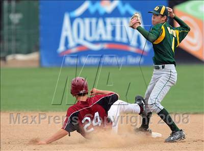 Thumbnail 3 in Live Oak vs. Santa Cruz (CIF CCS D3 Final) photogallery.